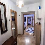 Centrul Vechi - 67sqm - 2min To Counsel Square * Braşov