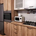Centrul Vechi - 67sqm - 2min To Counsel Square Appartamento *