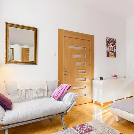 Appartamento Centrul Vechi - 67sqm - 2min To Counsel Square Braşov