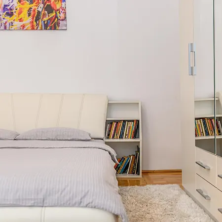 Lägenhet Centrul Vechi - 67sqm - 2min To Counsel Square Braşov