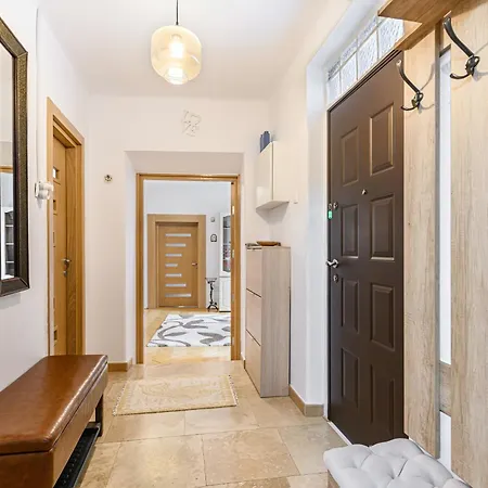 Apartment Centrul Vechi - 67sqm - 2min To Counsel Square *