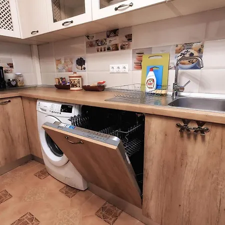 Centrul Vechi - 67sqm - 2min To Counsel Square בראשוב