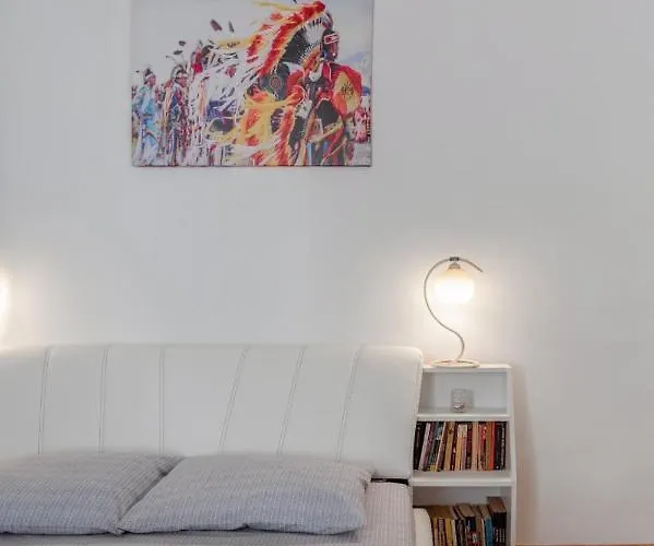 Centrul Vechi - 67sqm - 2min To Counsel Square * Braşov