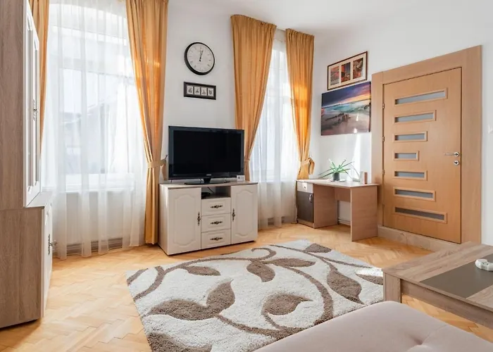 Centrul Vechi - 67sqm - 2min To Counsel Square Lägenhet