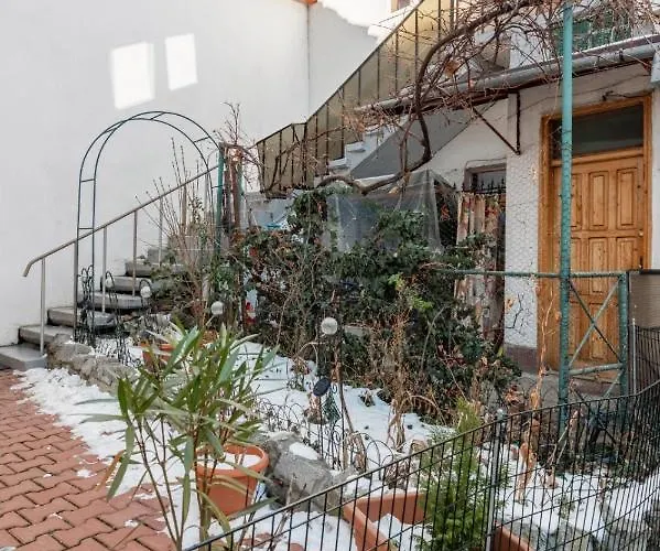 Centrul Vechi - 67sqm - 2min To Counsel Square Apartment