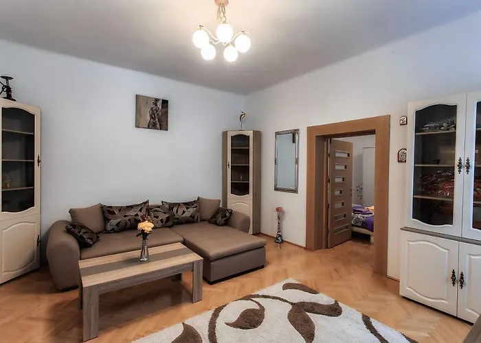 Apartment Centrul Vechi - 67sqm - 2min To Counsel Square *