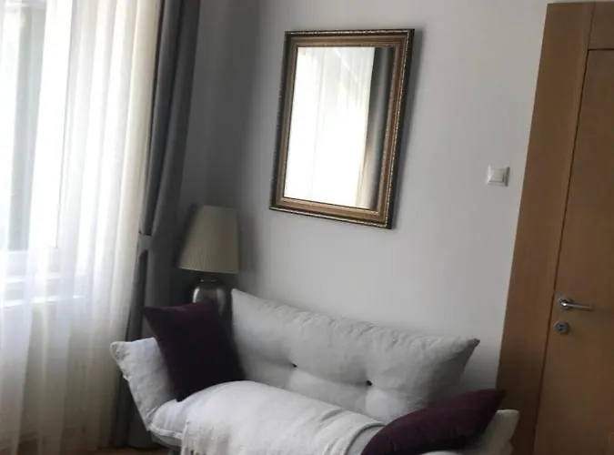 Apartment Centrul Vechi - 67sqm - 2min To Counsel Square Brasov